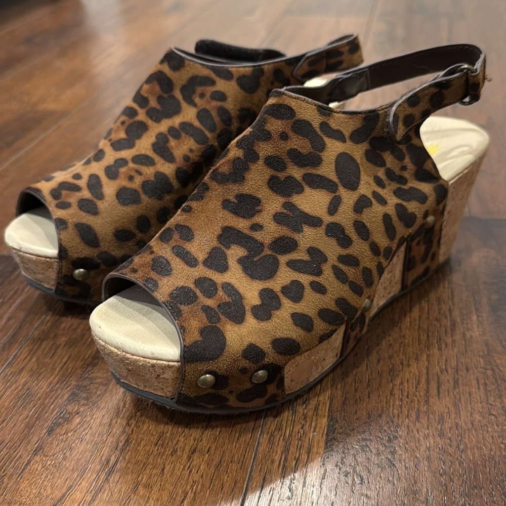 Leopard Print Peep Toe Platform Wedges, Size 9 - Like New